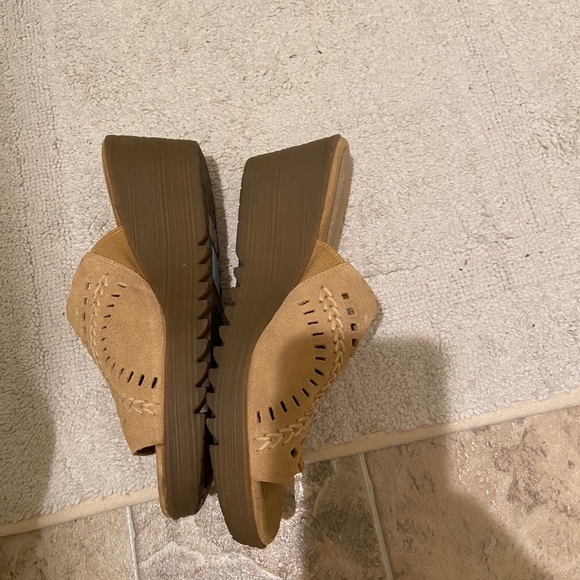 Wedges - Picture 4 of 5